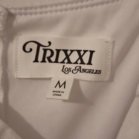 Trixxi White Wrap Dress. Size Mediun - Picture 8 of 8